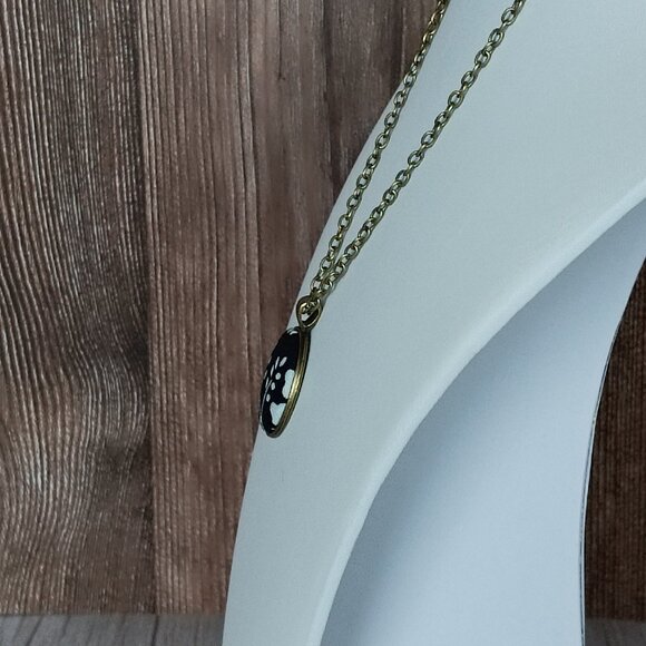 "Vino" UNESCO Heritage Indigo "Modrotlač" Blueprint Necklace - Artisan Crafted - Picture 2 of 6